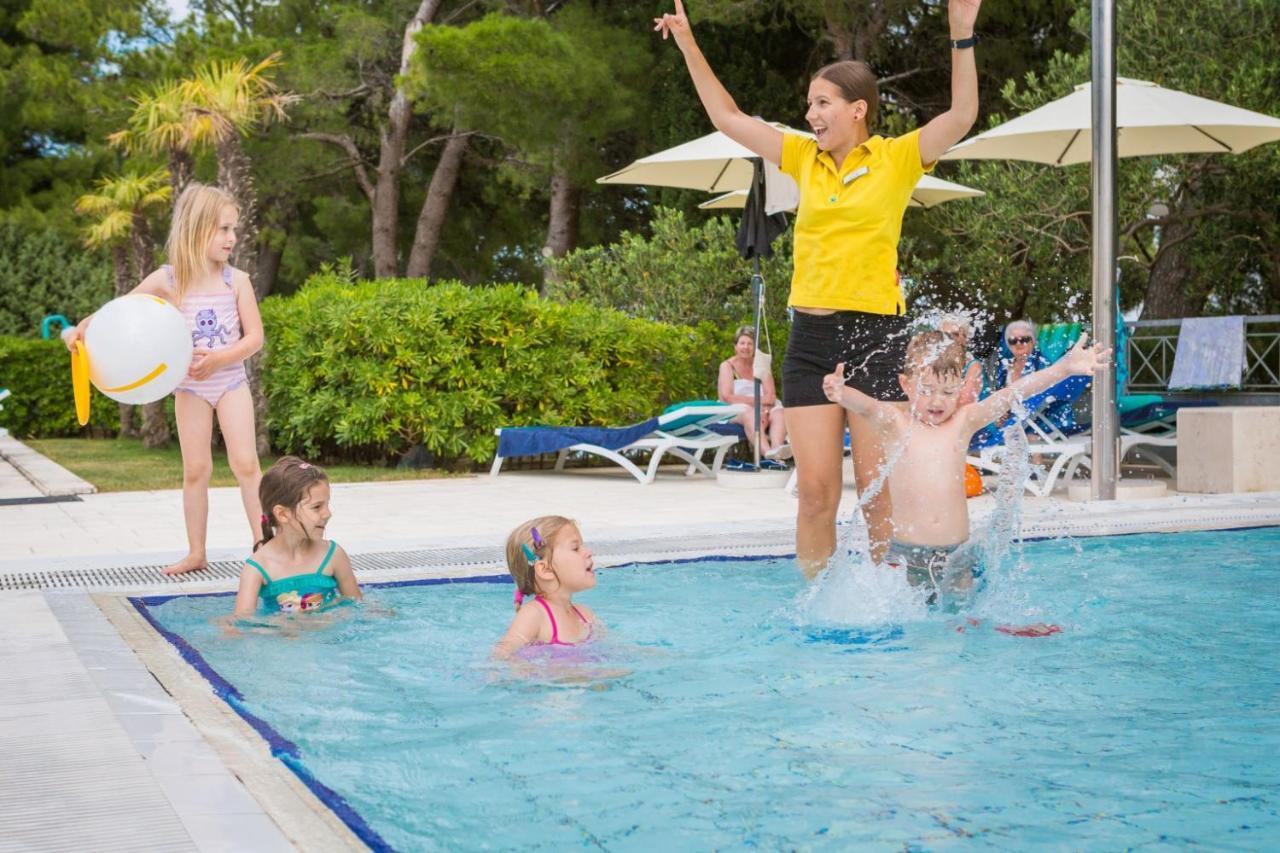 Bretanide Sport & Wellness Resort Бол Экстерьер фото