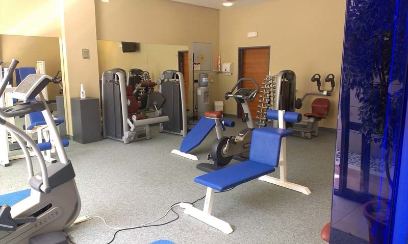 Bretanide Sport & Wellness Resort Бол Экстерьер фото